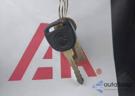 2005 Chevrolet Express из США, поврежденный, VIN 1GCHG35U351213456